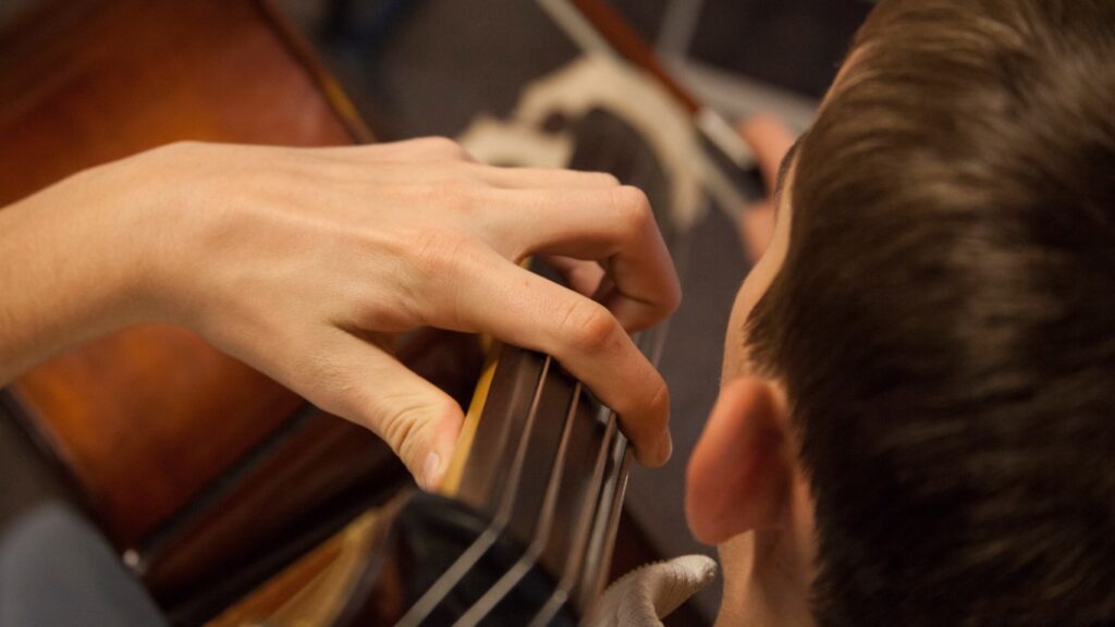 Gifted Music School Child Bass in Lessons 1 1920x1080 Medium